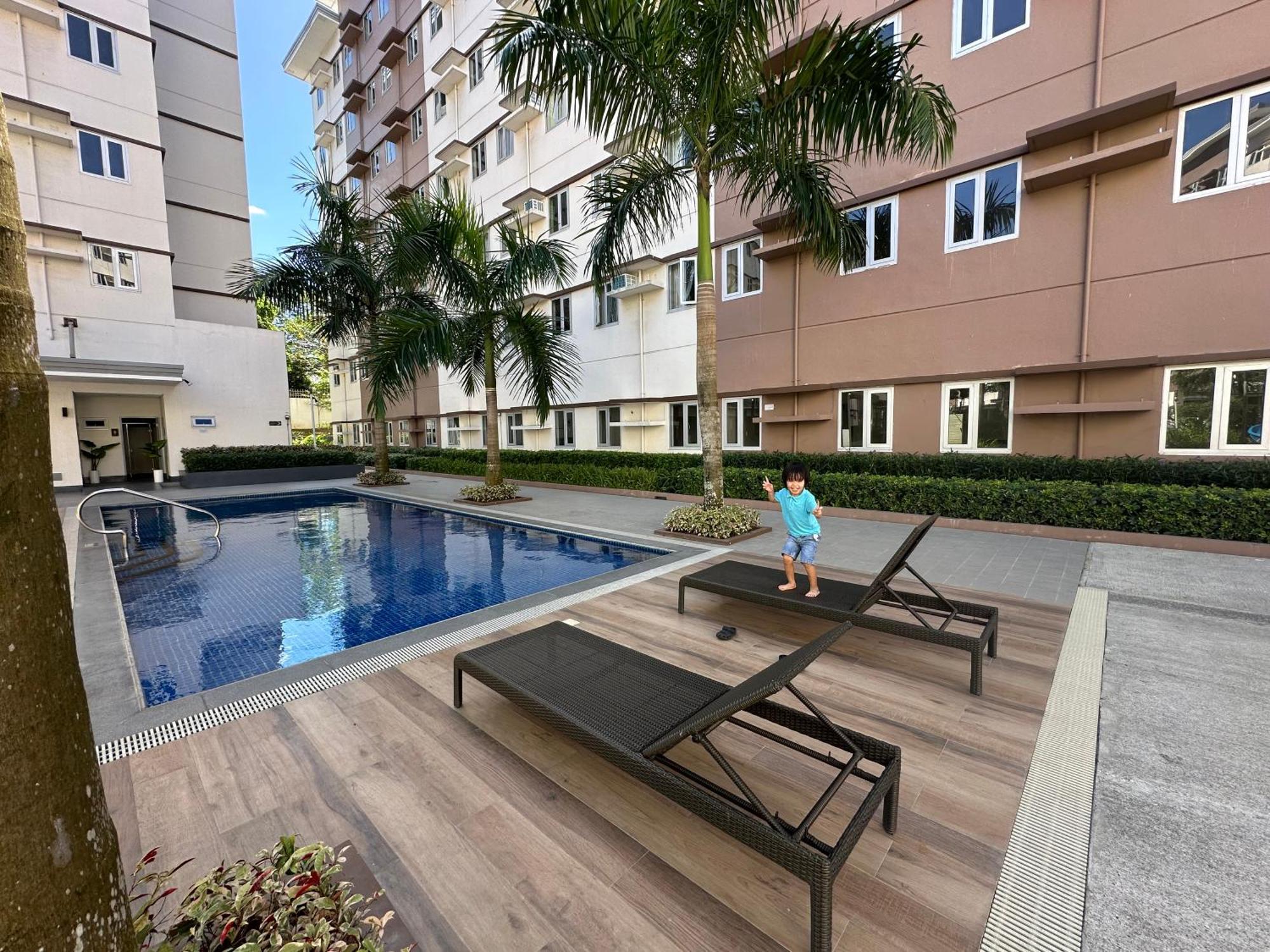 Starlight Suites Trece Martires Buitenkant foto