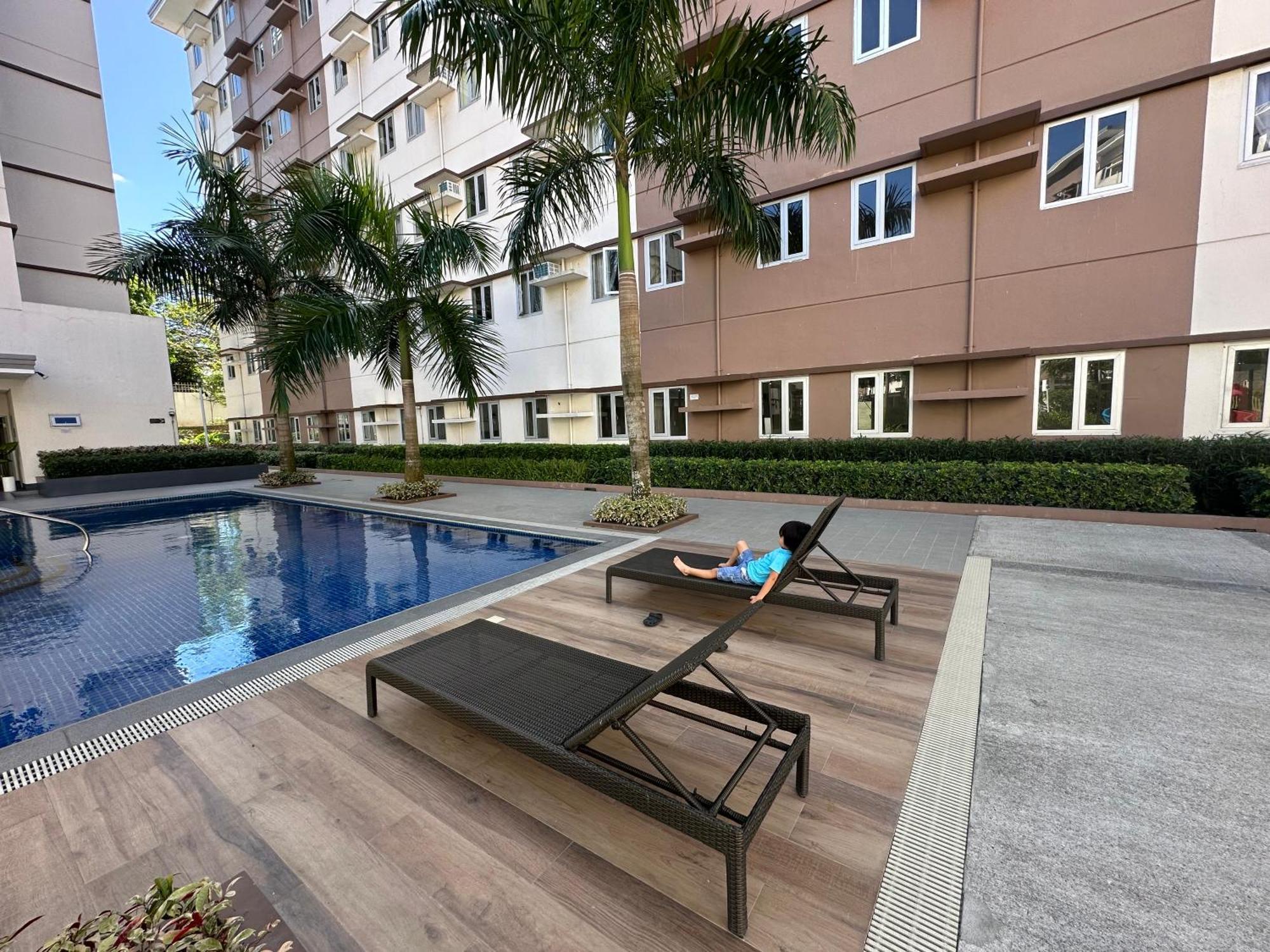 Starlight Suites Trece Martires Buitenkant foto