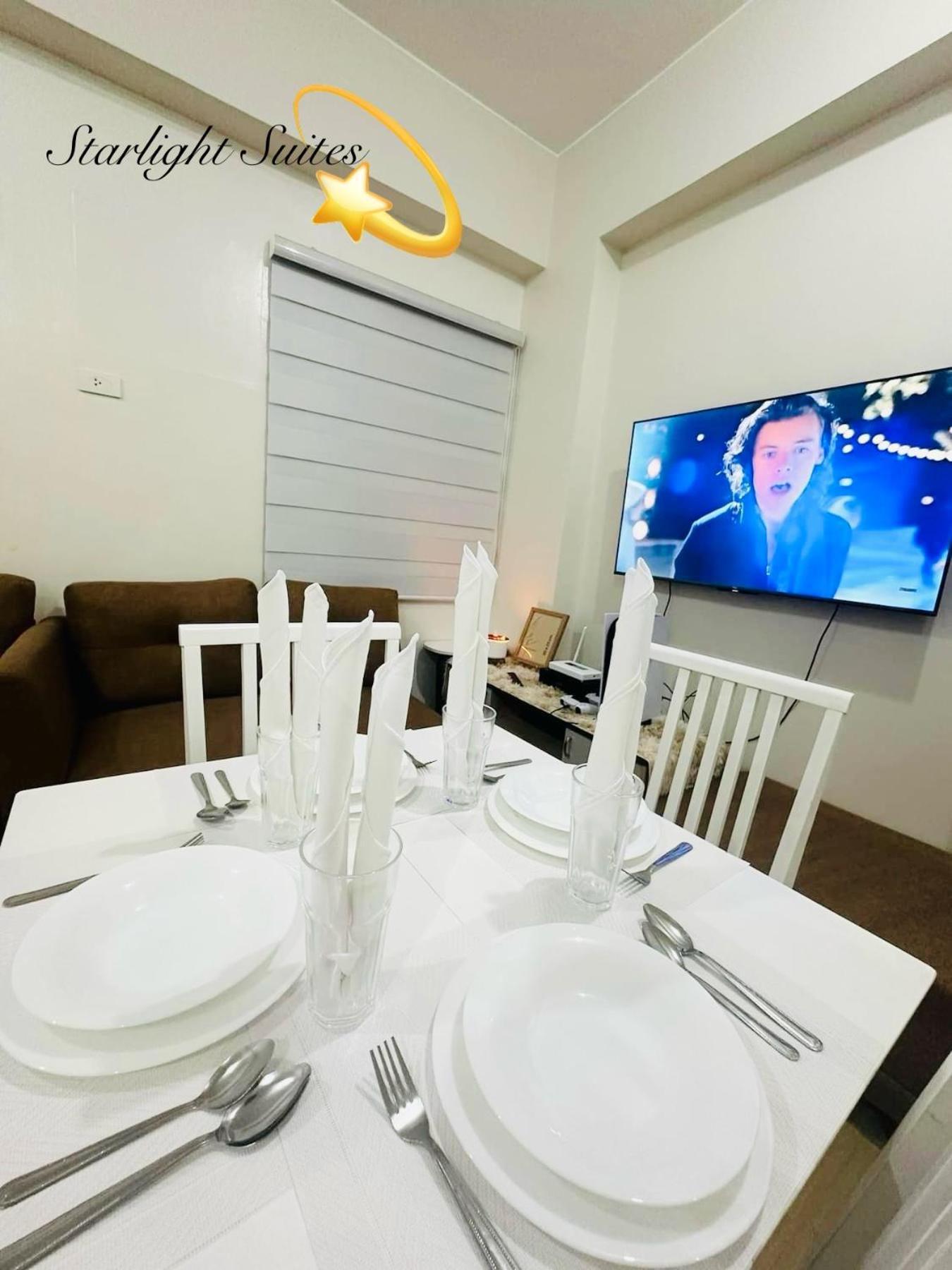 Starlight Suites Trece Martires Buitenkant foto