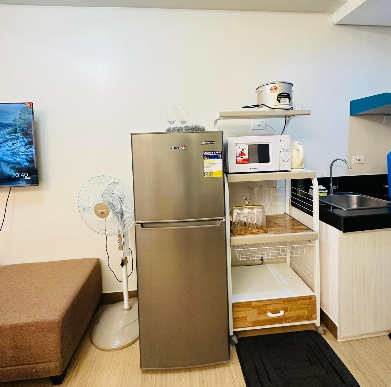 Starlight Suites Trece Martires Buitenkant foto